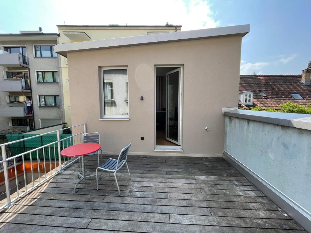 Feldberg Atelier - Courtyard Maisonette Basel Exterior photo